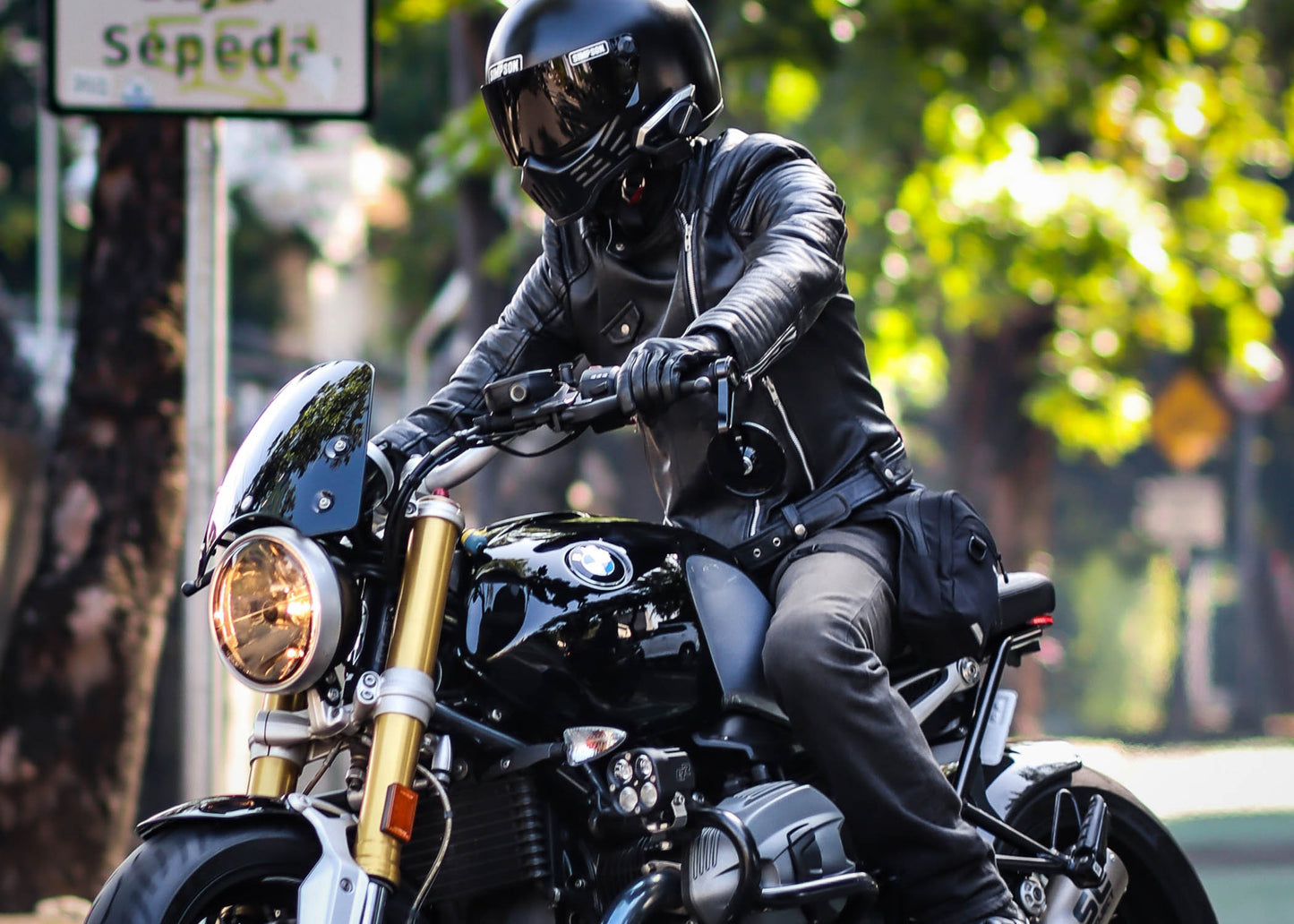 BMW R nineT Scrambler / Pure (2016-23)