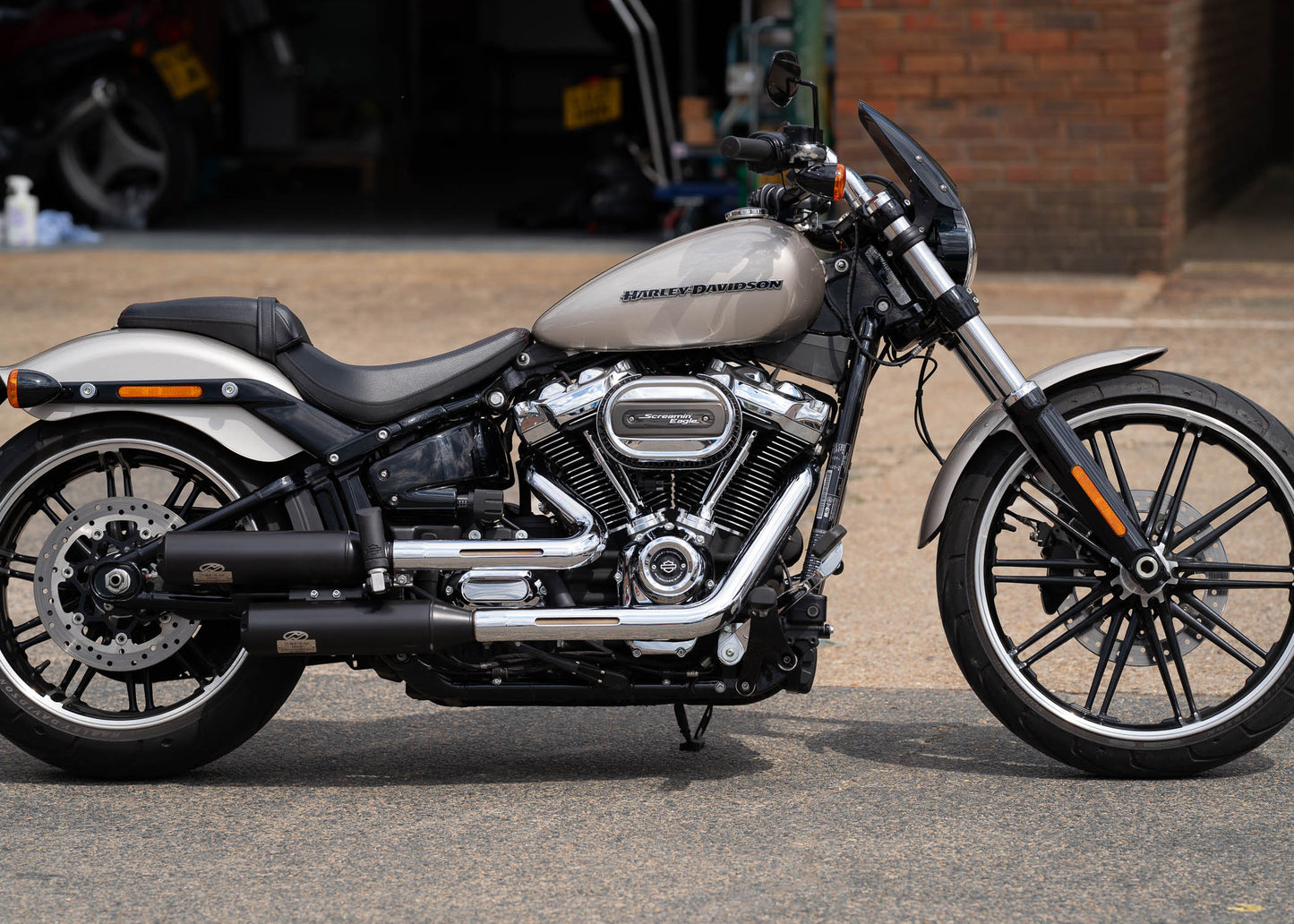 Harley-Davidson FXSB / FXBR Breakout
