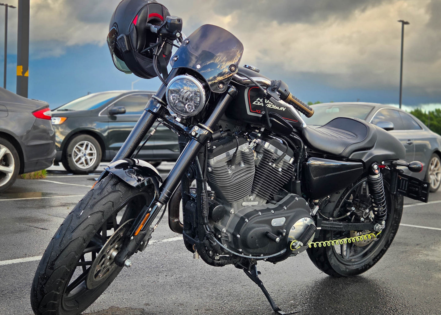 Harley-Davidson XL1200CX Roadster