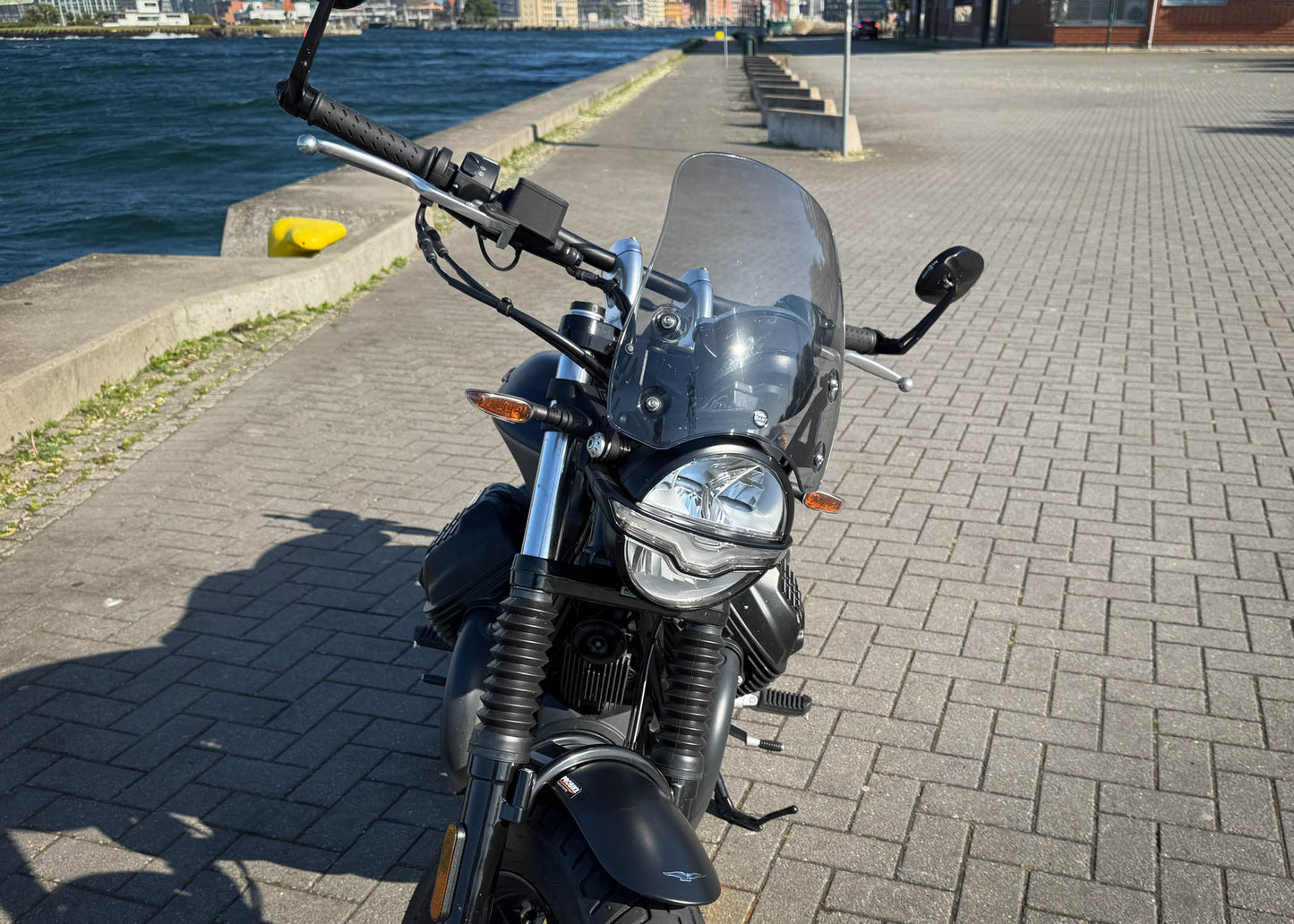 Moto Guzzi V9 Bobber / Roamer