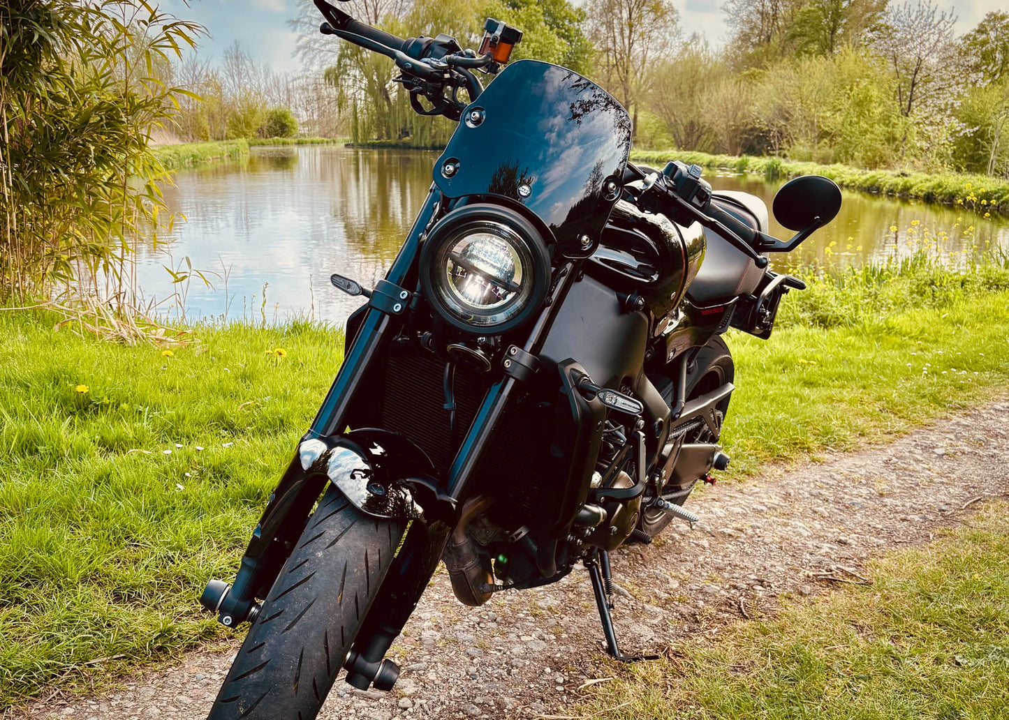 Yamaha XSR900